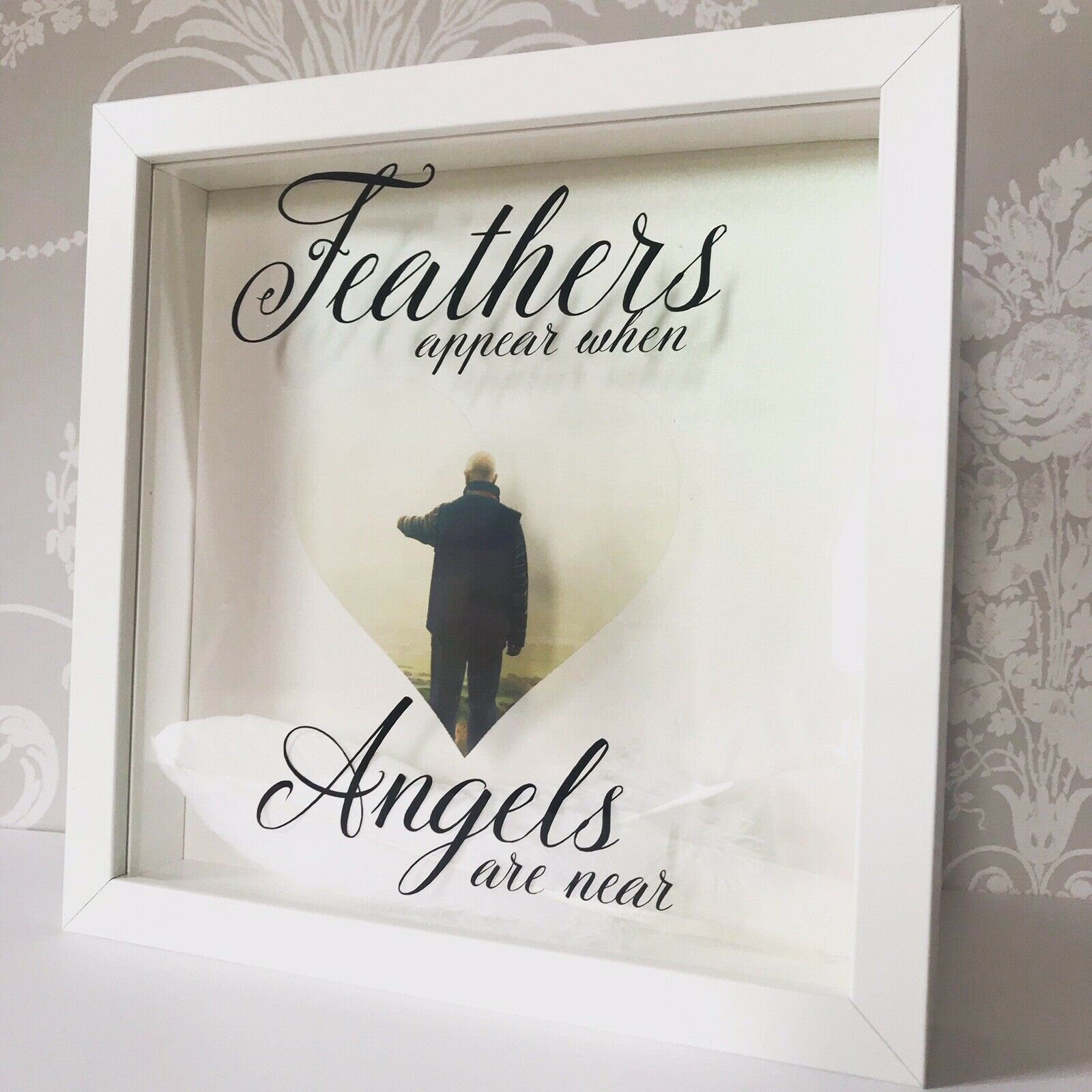 Feathers Appear When Angels Are Near! Personalised Gift Frame Heaven Angel Remembrance  10" Frame